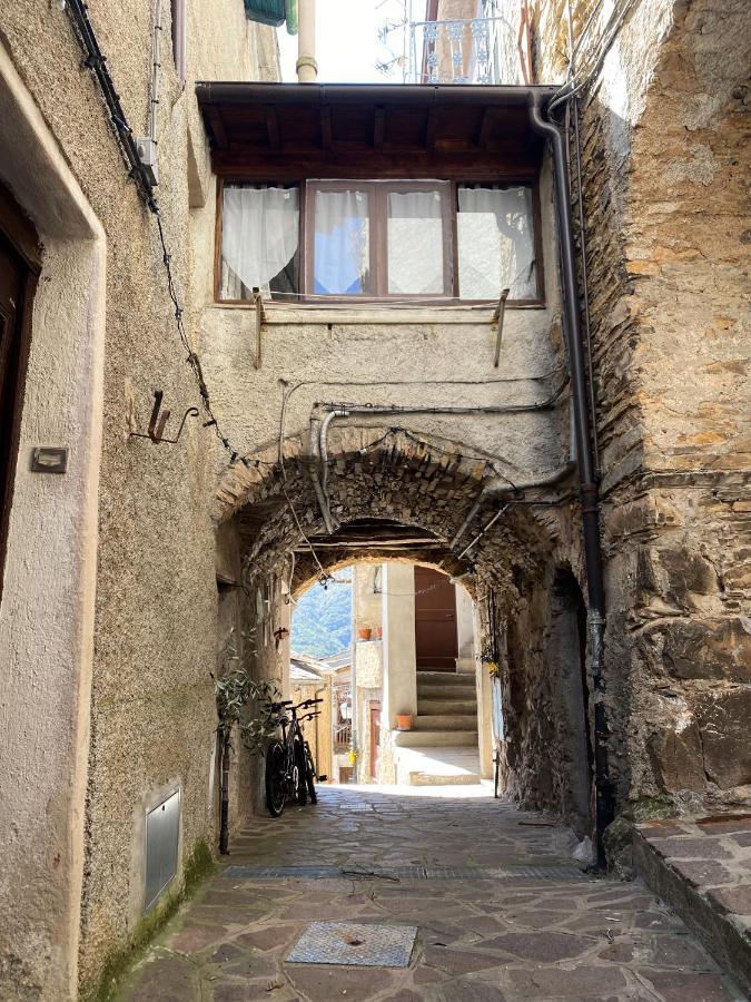 La Dimora Della Strega Apartment Glori Exterior photo