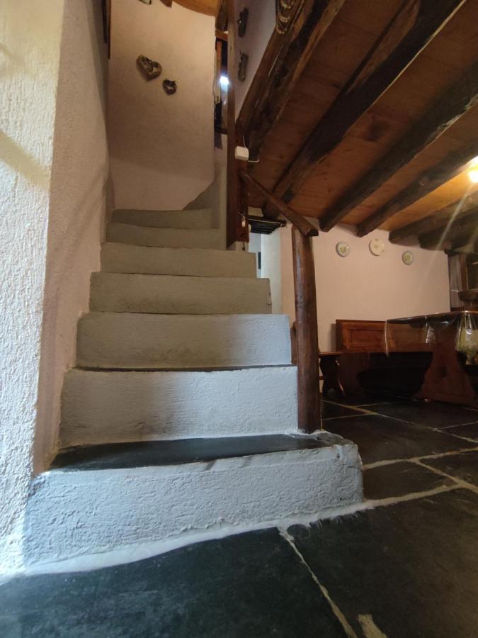 La Dimora Della Strega Apartment Glori Exterior photo
